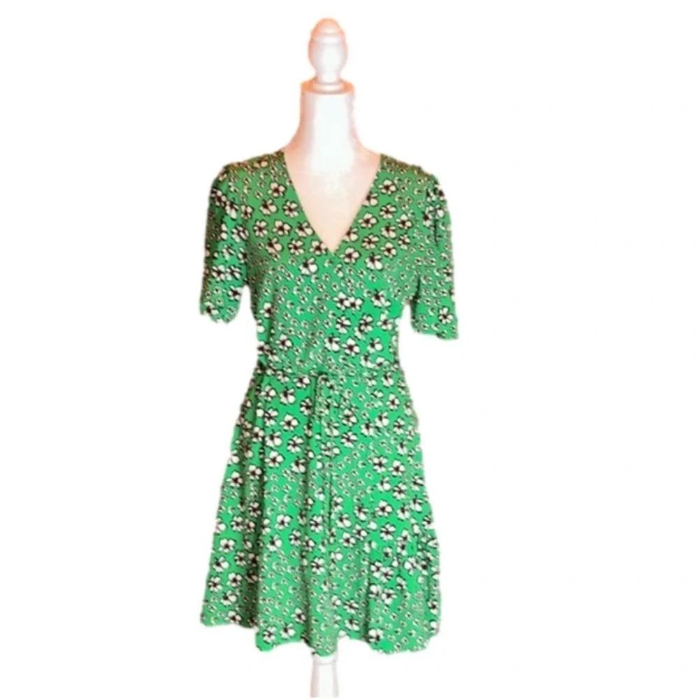 TOPSHOP Bright Green with White Floral Print Dress Size 6 - Picture 3 of 8
